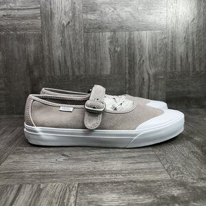 Vans Style 93 Women's size 7.5 Taupe Causal Canvas Shoes